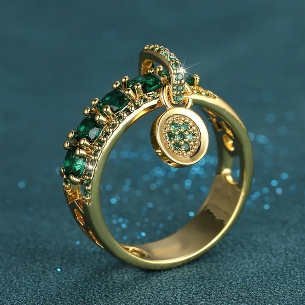 Gold Green Zirconia Band Ring Size 7 & 10 - Picture 3 of 3